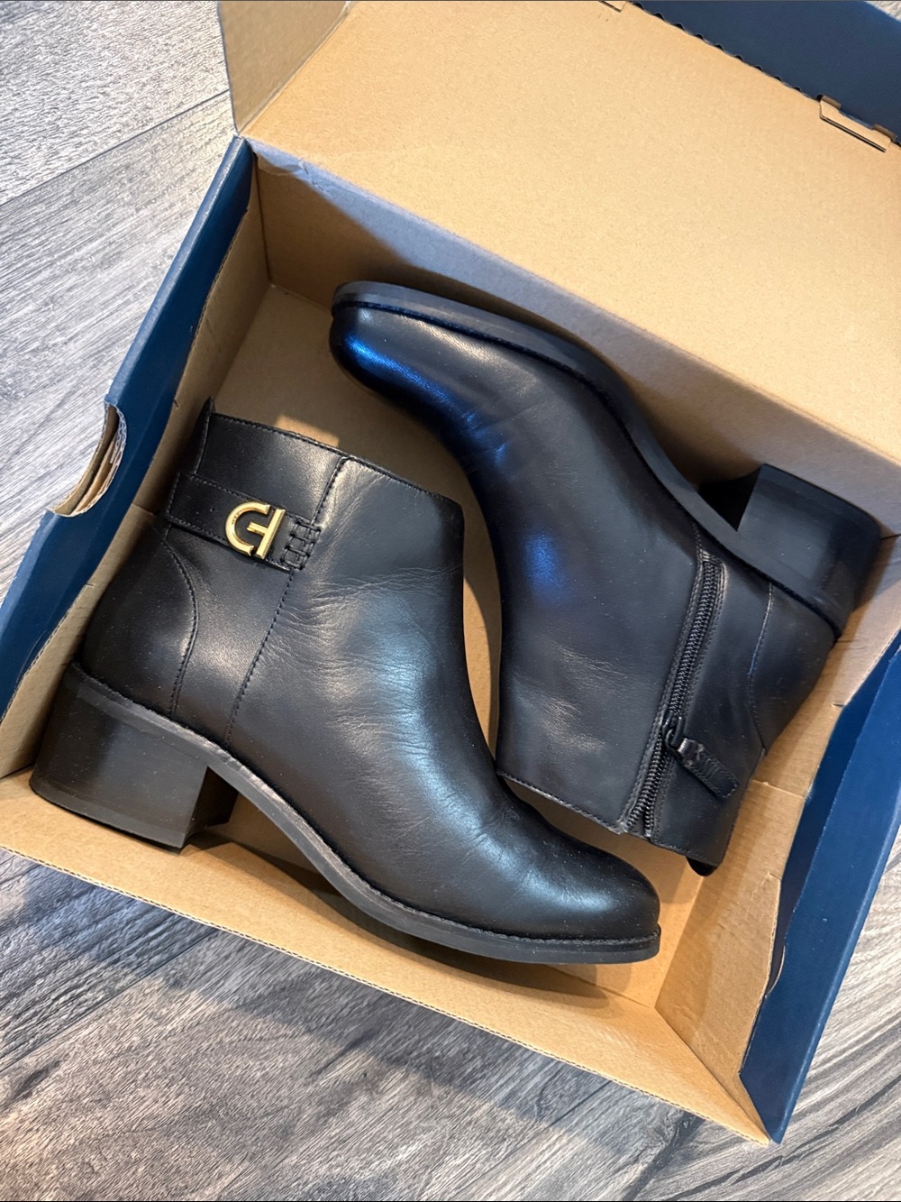 Cole Haan Holis buckle bootie leather women size 7B black used once